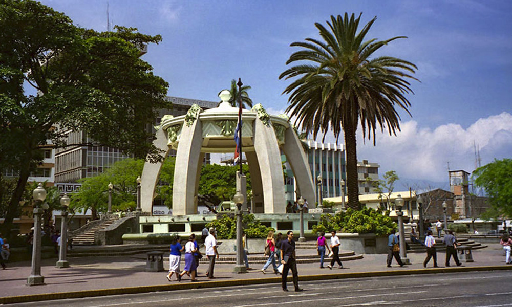 Picture of a park in San Jose, Costa Rica.